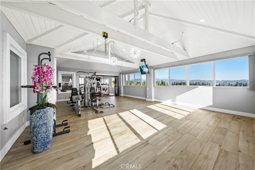 4090 Naples Court