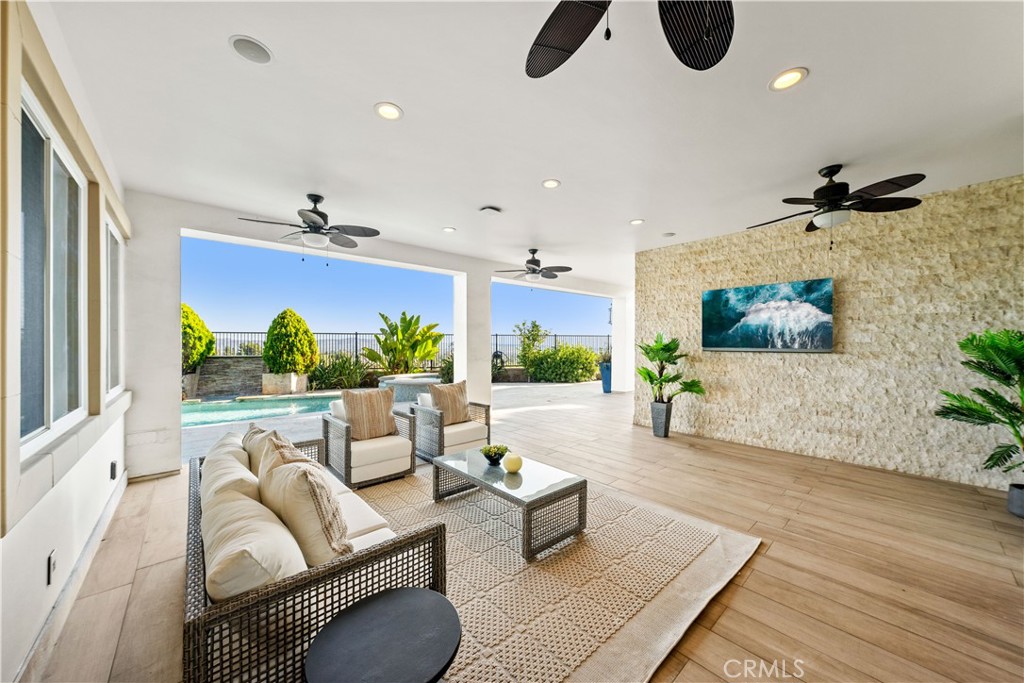4090 Naples Court