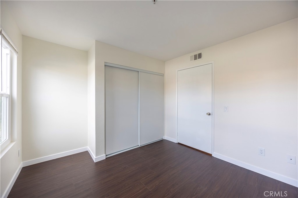 321 S Occidental Boulevard 106