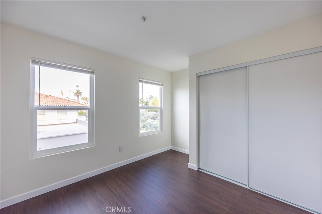 321 S Occidental Boulevard 106