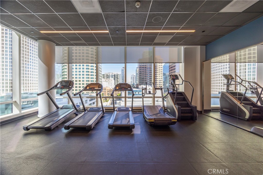 877 Francisco Street 1622