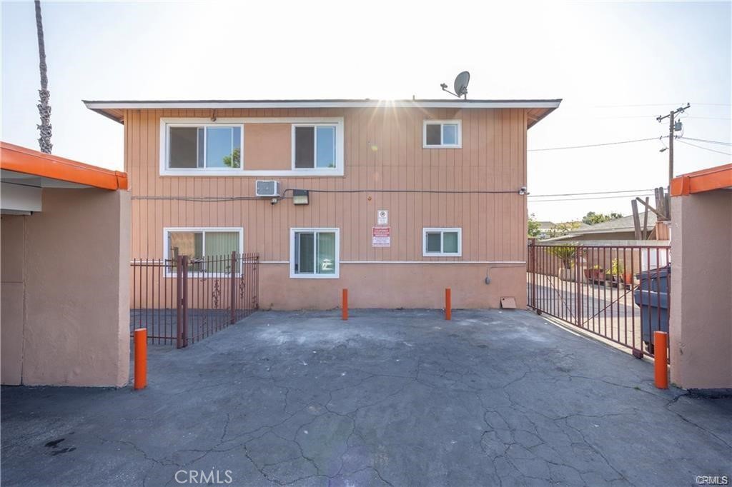 115 N Walnuthaven Drive 1