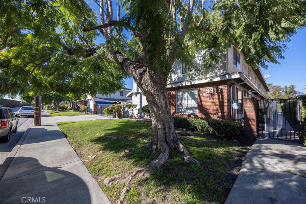 9311 Ramona Boulevard D