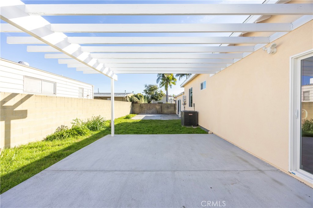 2558 A S 10th Avenue