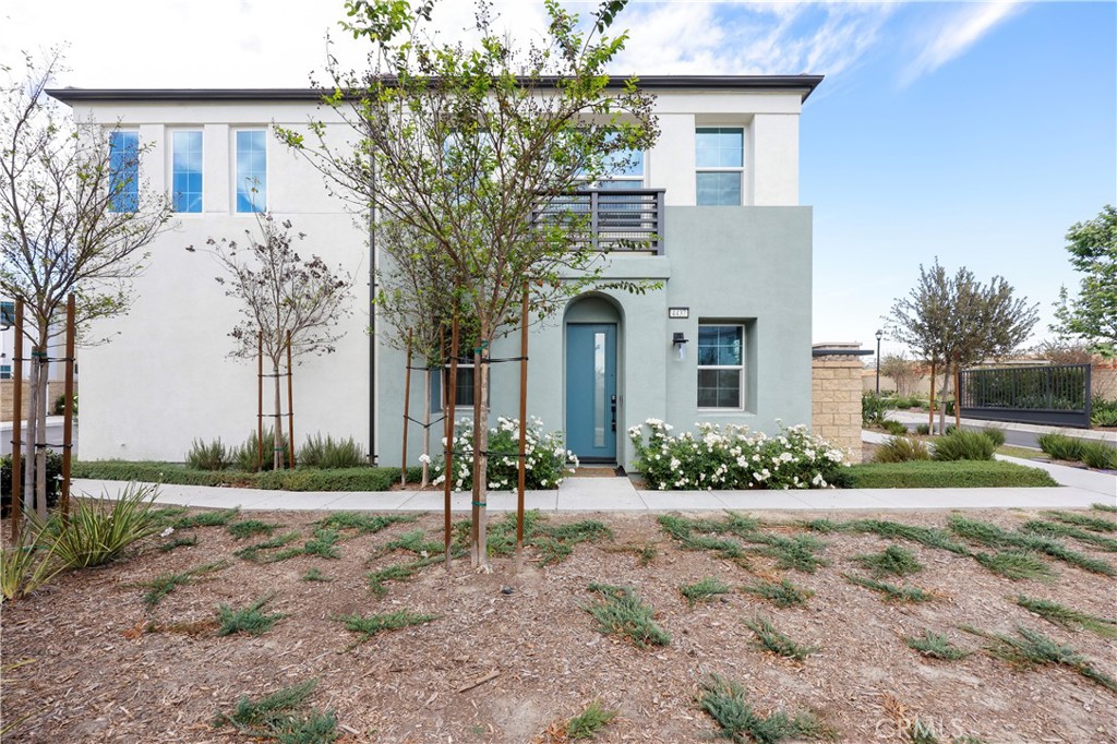 4437 S Fairmount Paseo