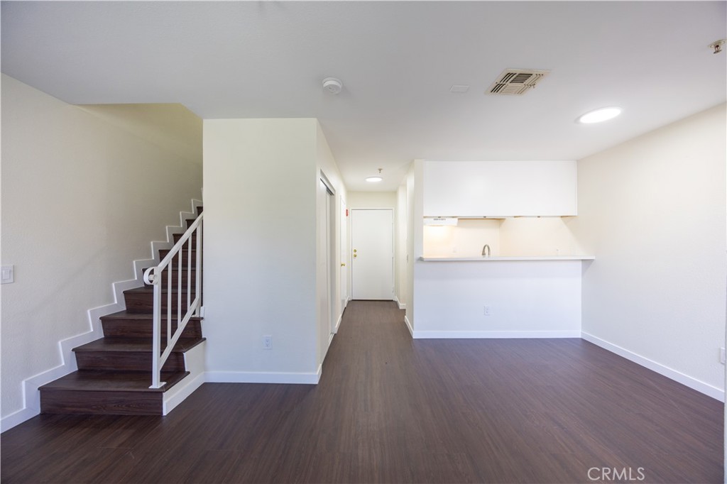 321 S Occidental Boulevard 104