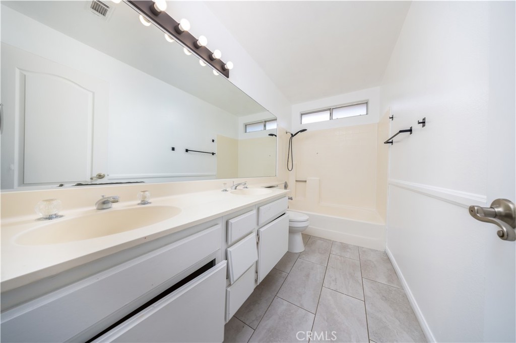 2112 Mammoth