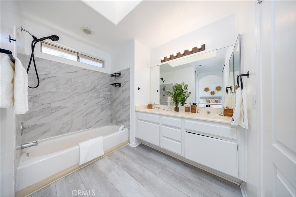2112 Mammoth