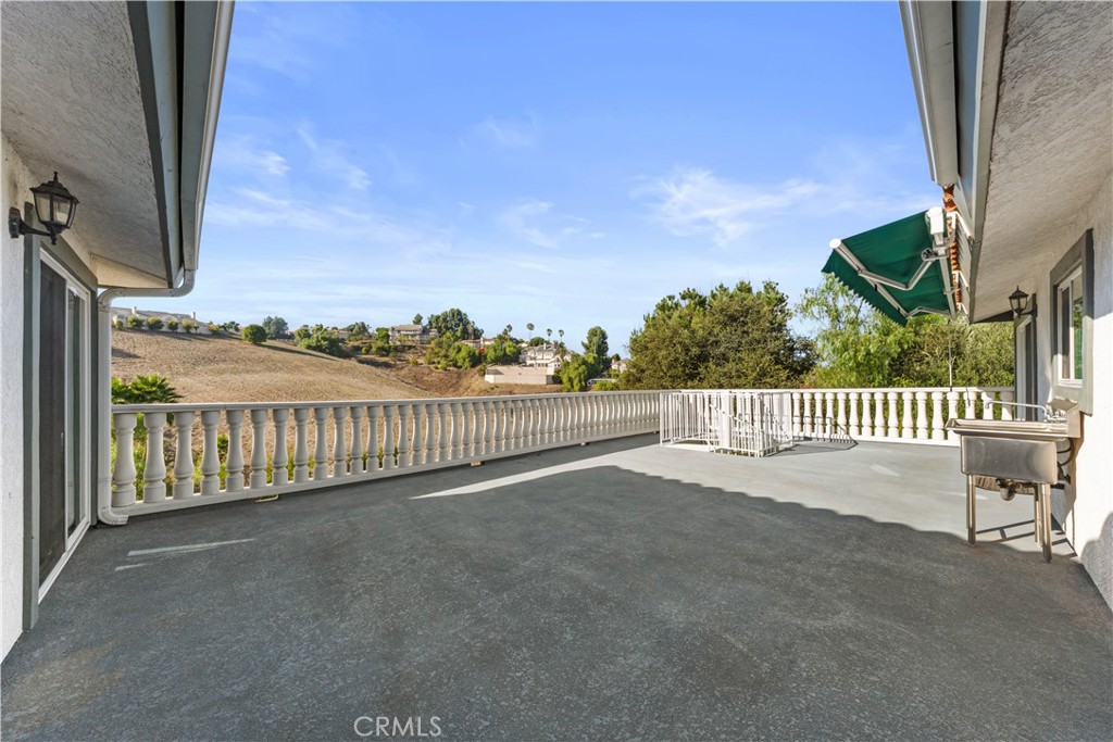 2145 Indian Creek
