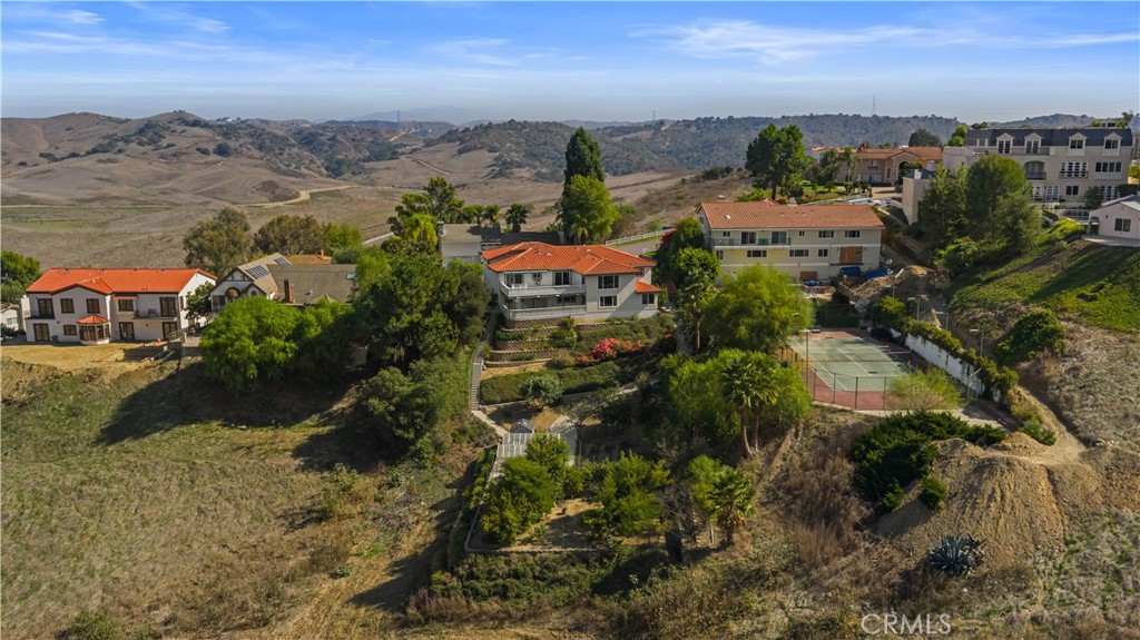 2145 Indian Creek