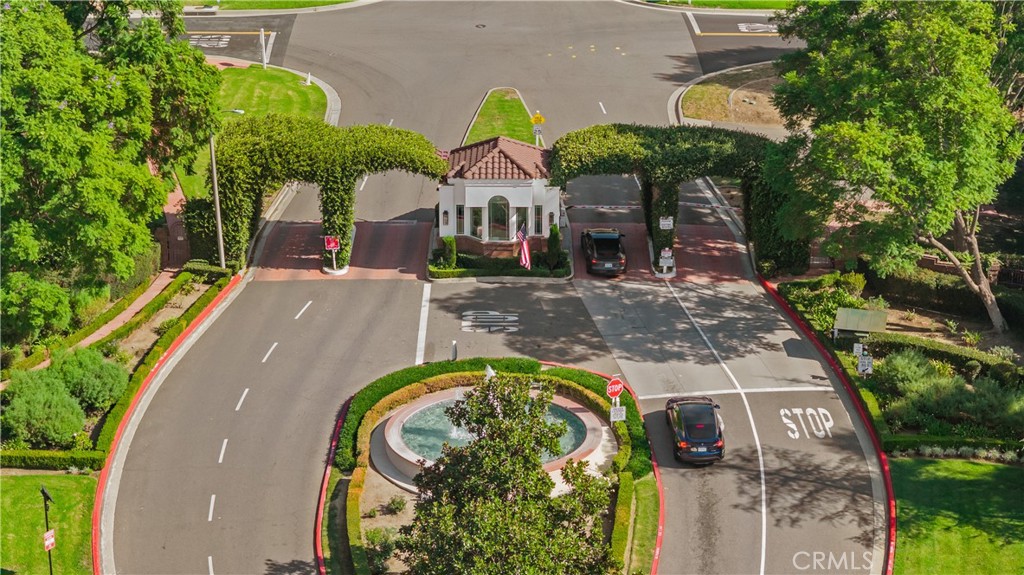 2145 Indian Creek