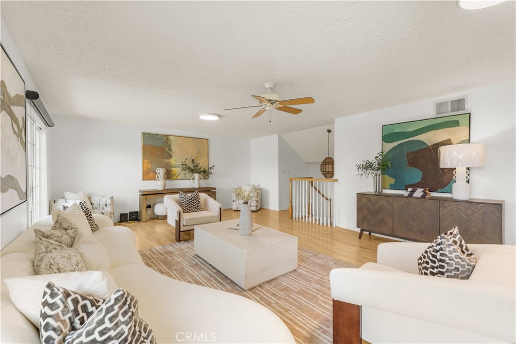 2145 Indian Creek