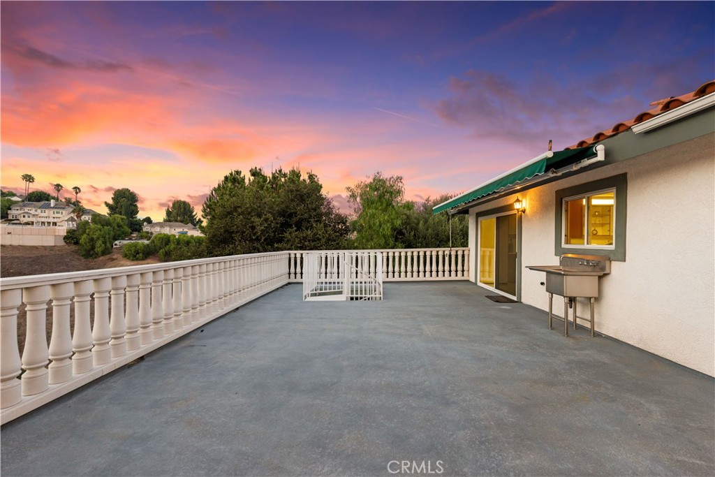 2145 Indian Creek