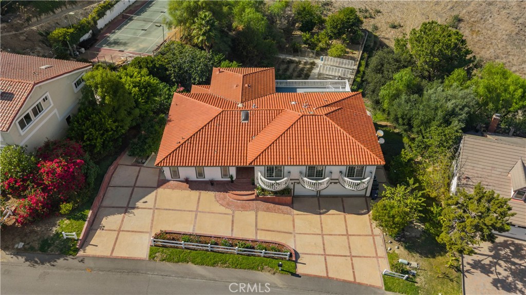 2145 Indian Creek
