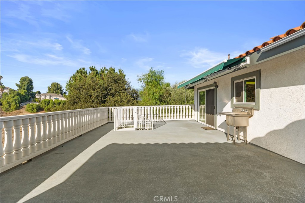 2145 Indian Creek