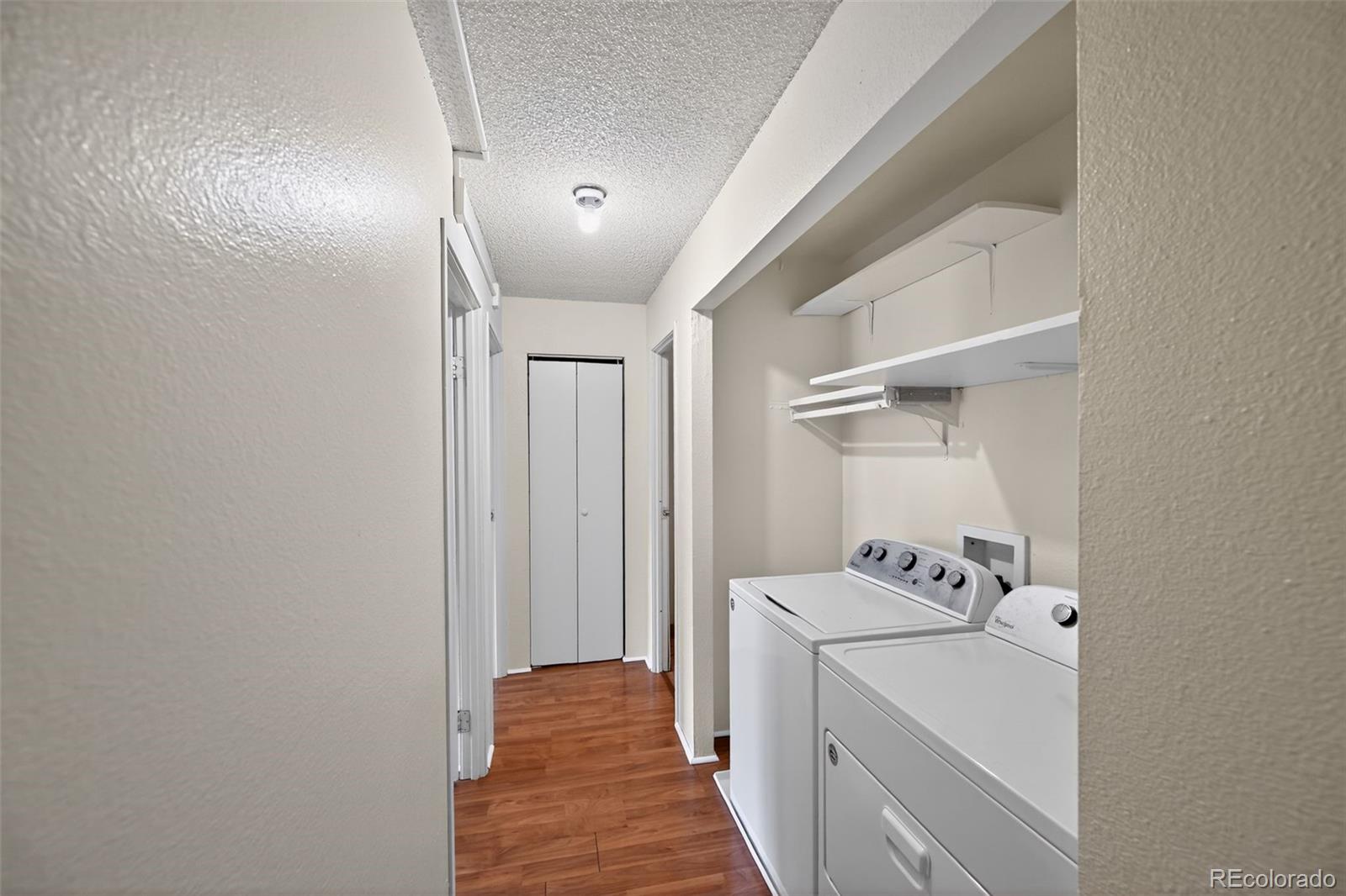 1350 Golden Circle Unit: 211