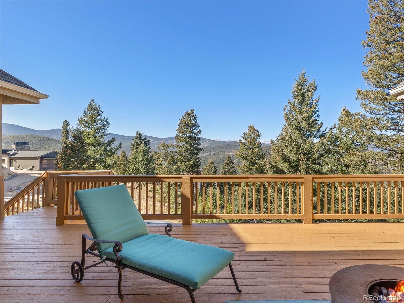 6913 Granite Crag Circle
