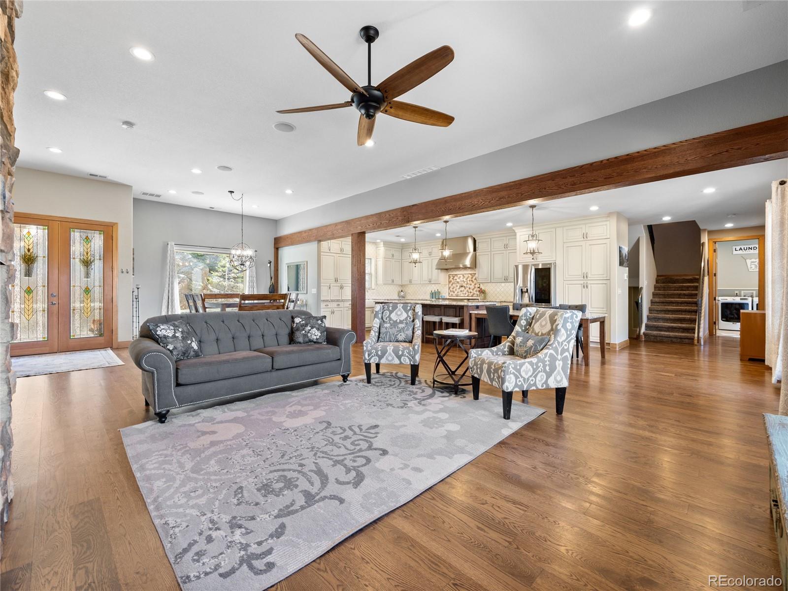 6913 Granite Crag Circle
