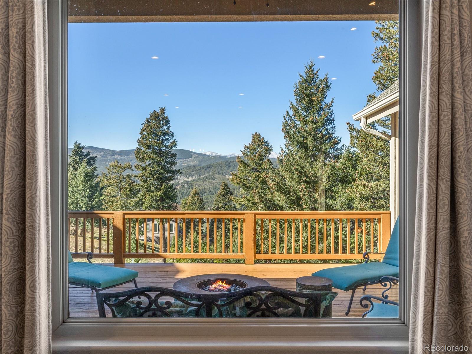6913 Granite Crag Circle
