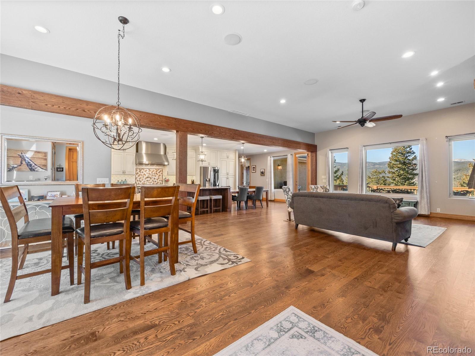 6913 Granite Crag Circle