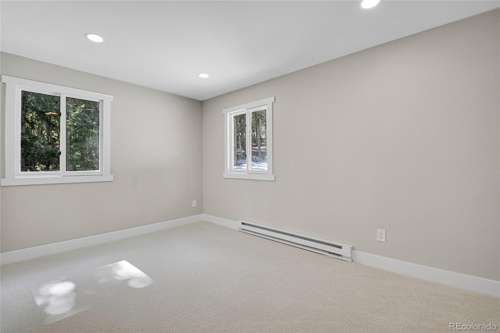 1189 Lodgepole Drive