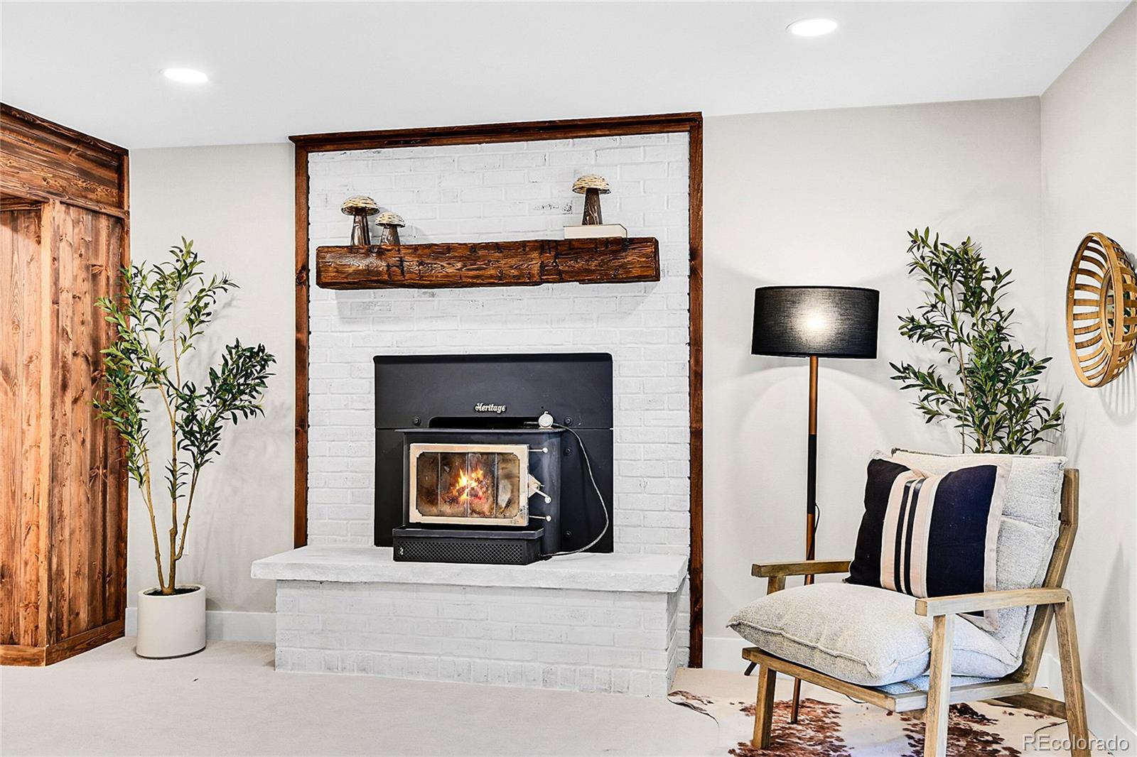 1189 Lodgepole Drive