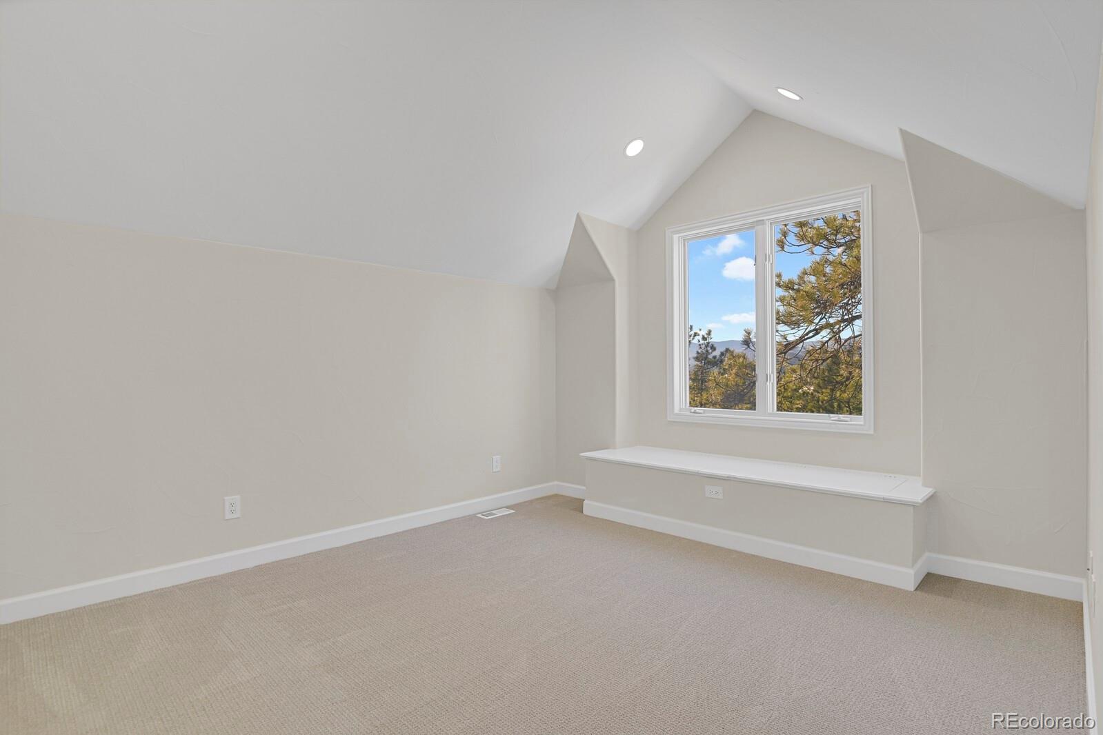 25220 Montane Drive
