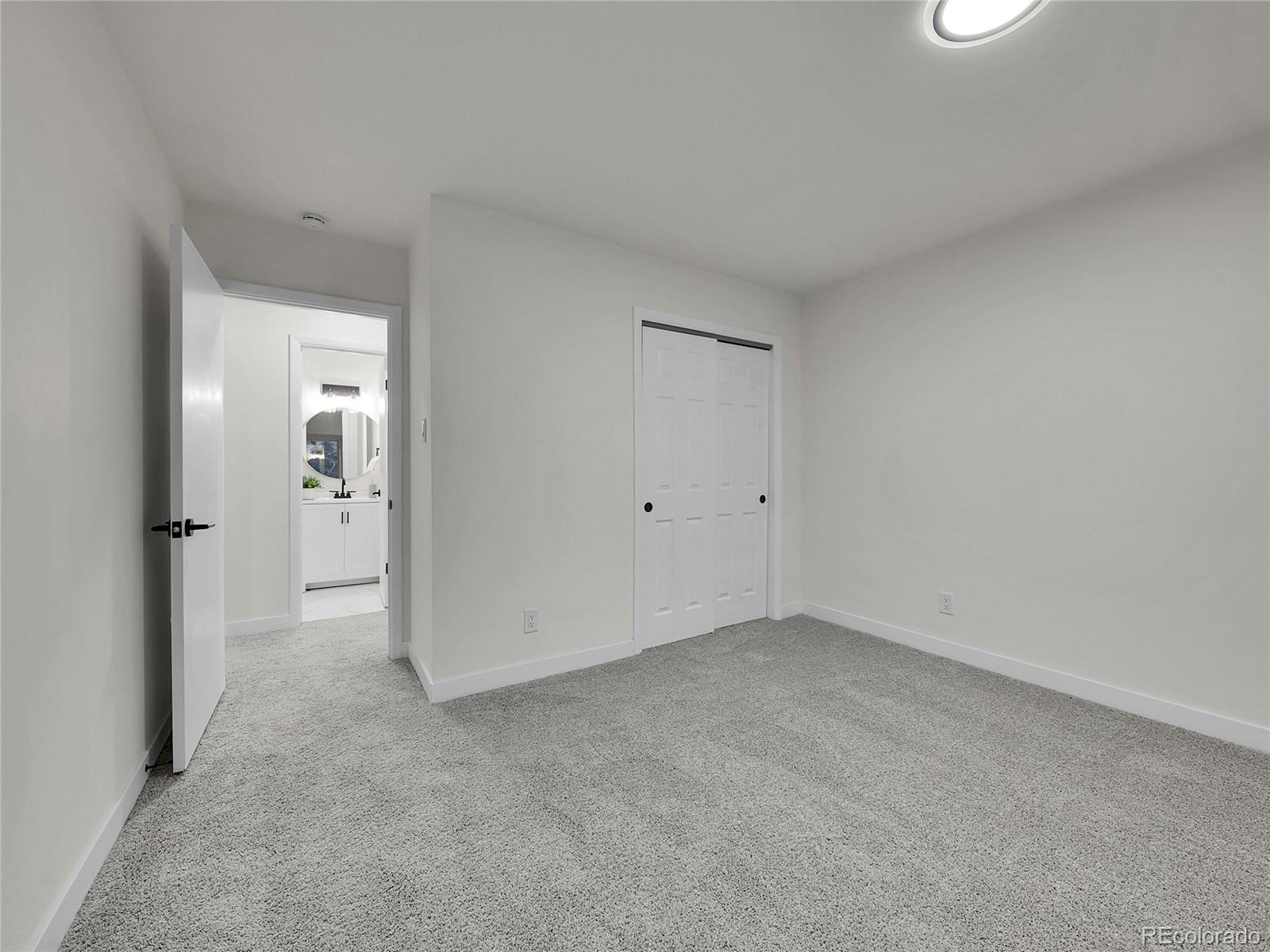 3532 S HillCrest Drive Unit: #2