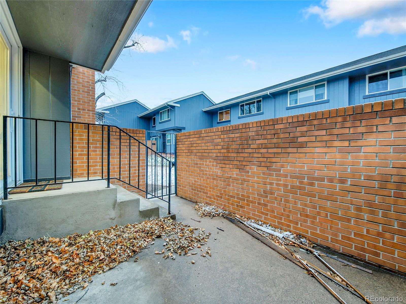 3532 S HillCrest Drive Unit: #2