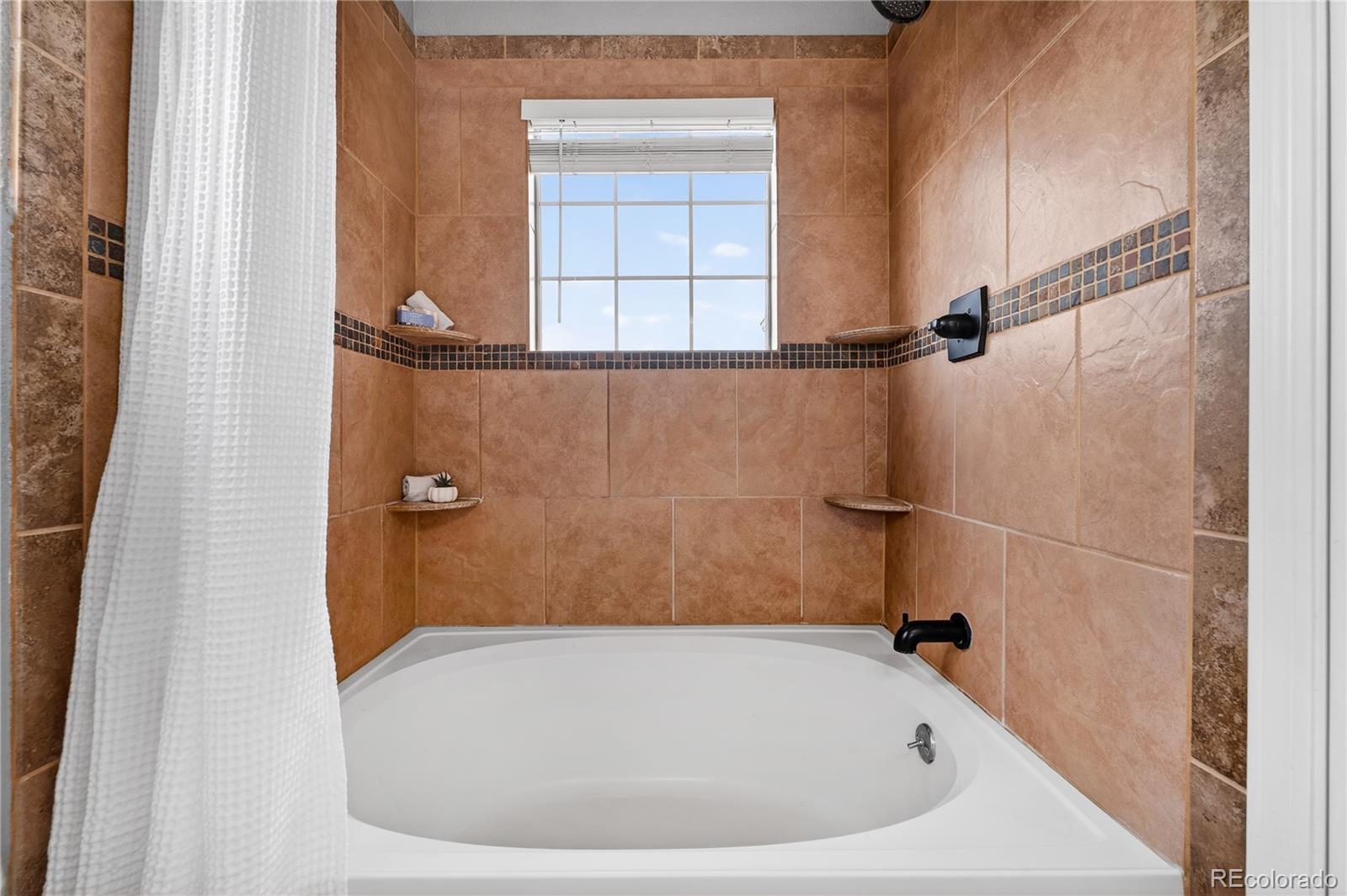 1691 W Canal Circle Unit: 1137