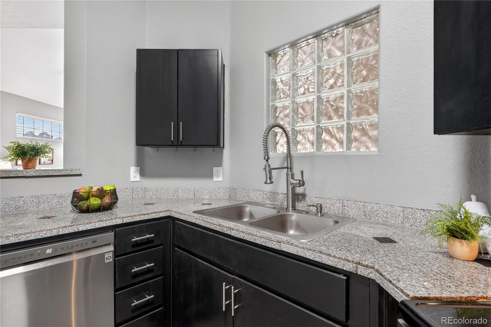 1691 W Canal Circle Unit: 1137