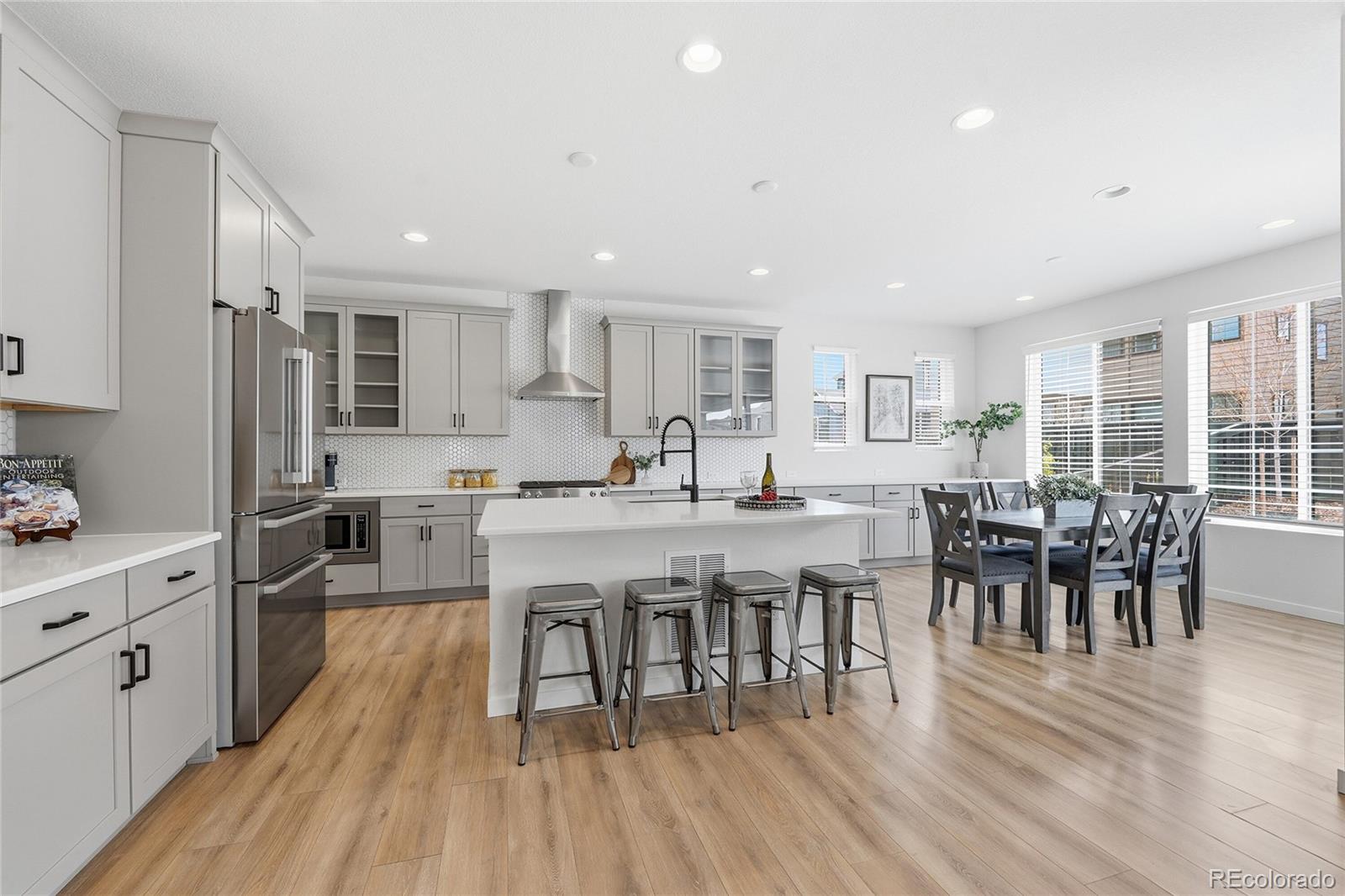8952 Bellsong Circle