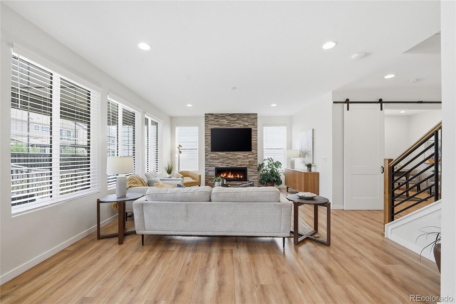 8952 Bellsong Circle