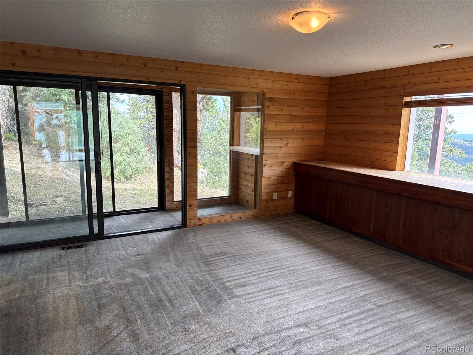 5003 Snowberry Lane