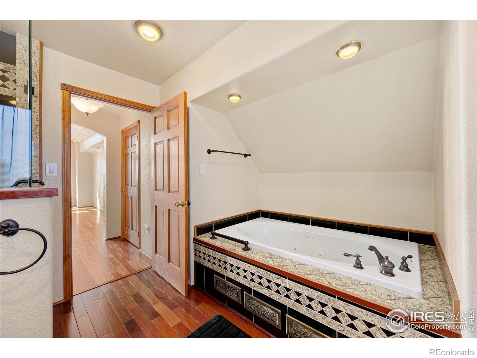 3805 Davis Ranch Road