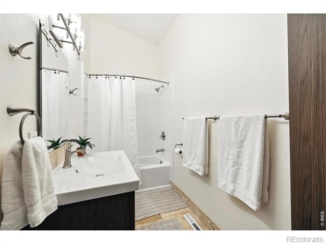 8060 Niwot Road Unit: 34