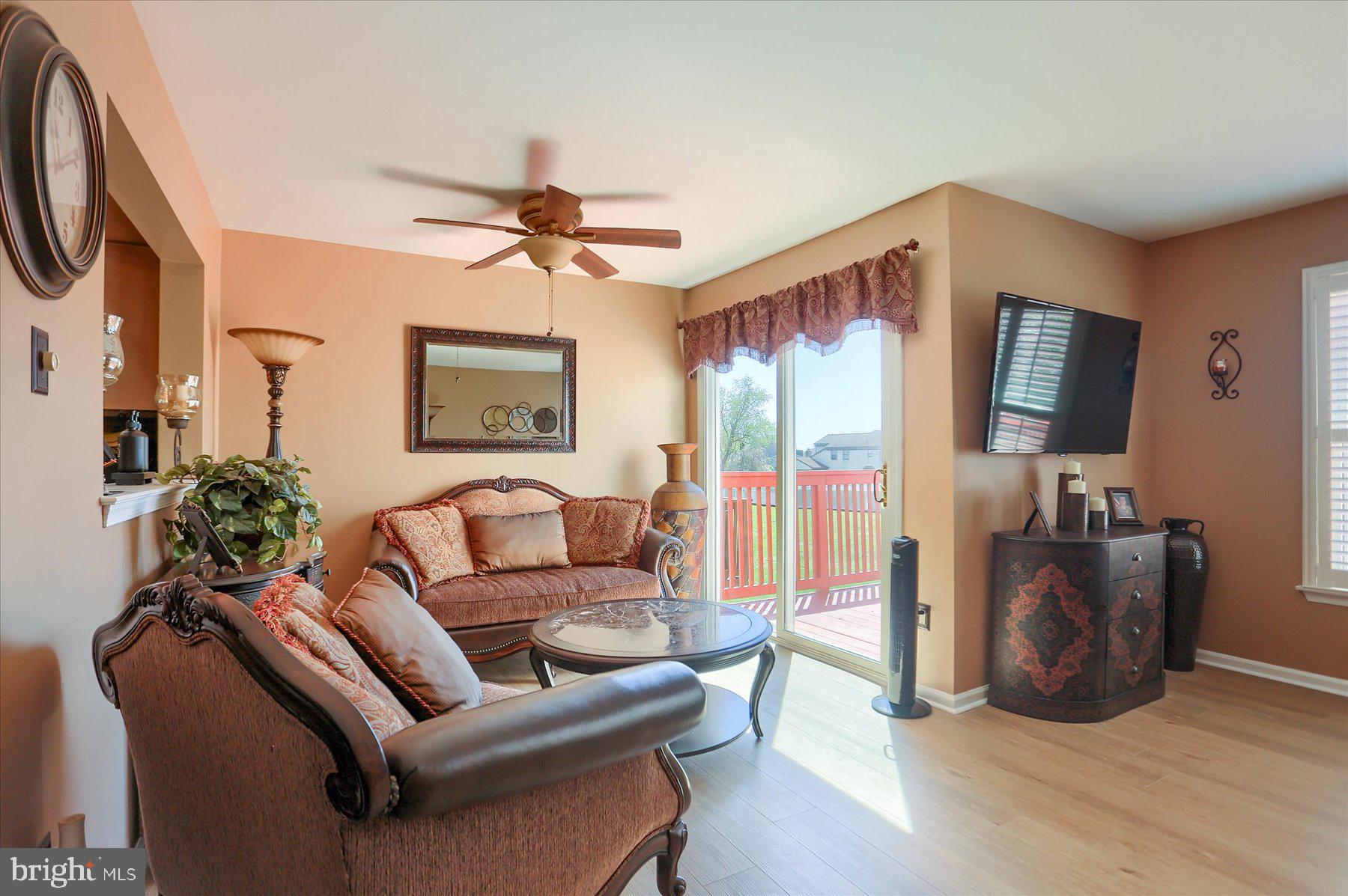 580 S Mount Vernon Cir