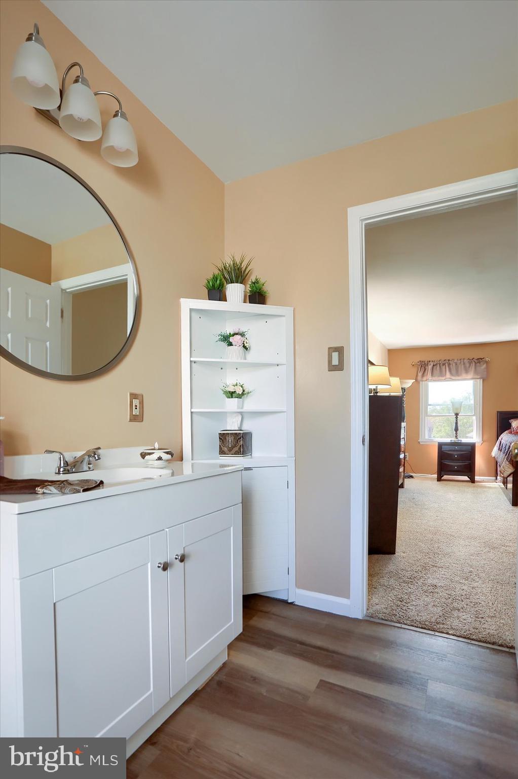 580 S Mount Vernon Cir