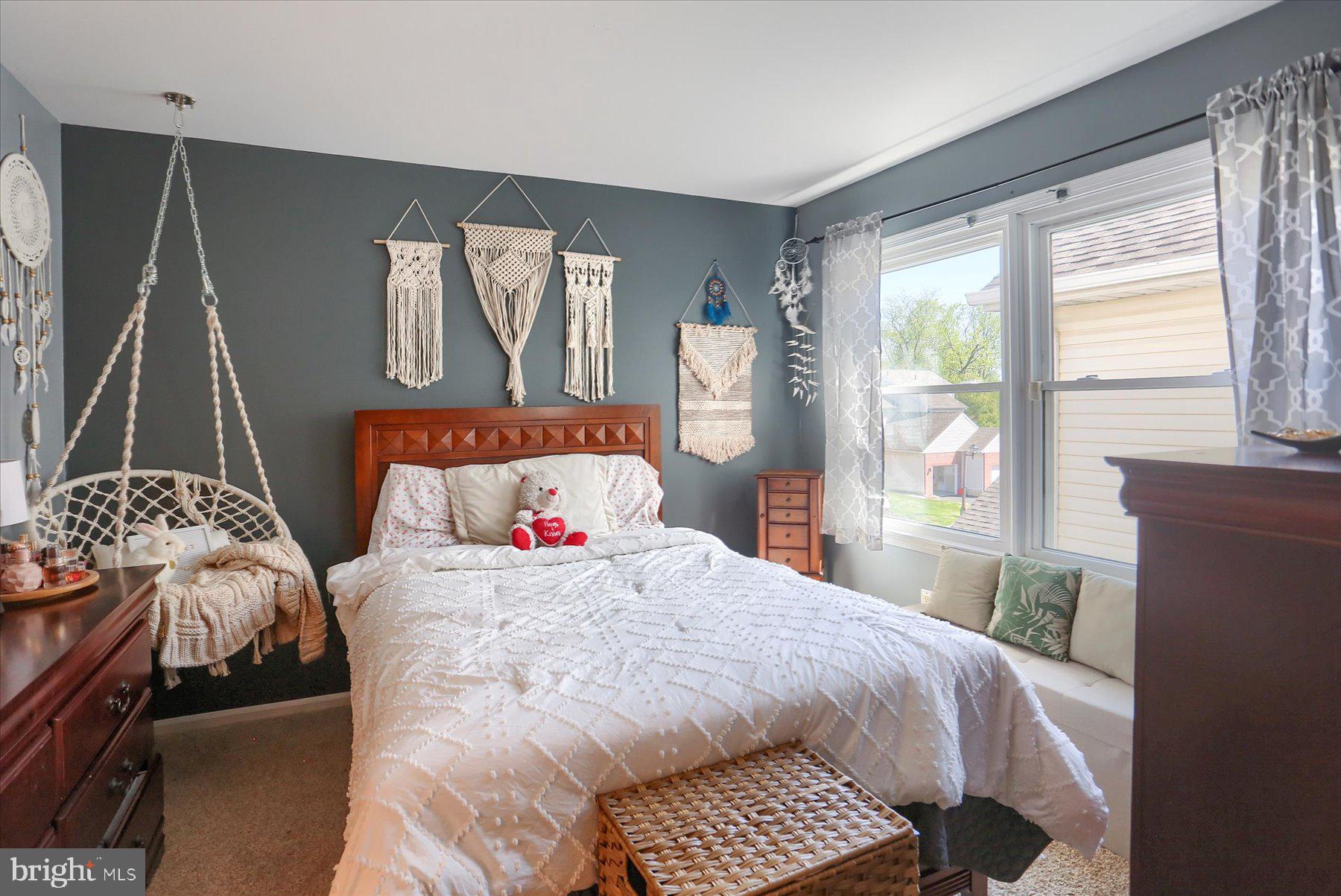 580 S Mount Vernon Cir