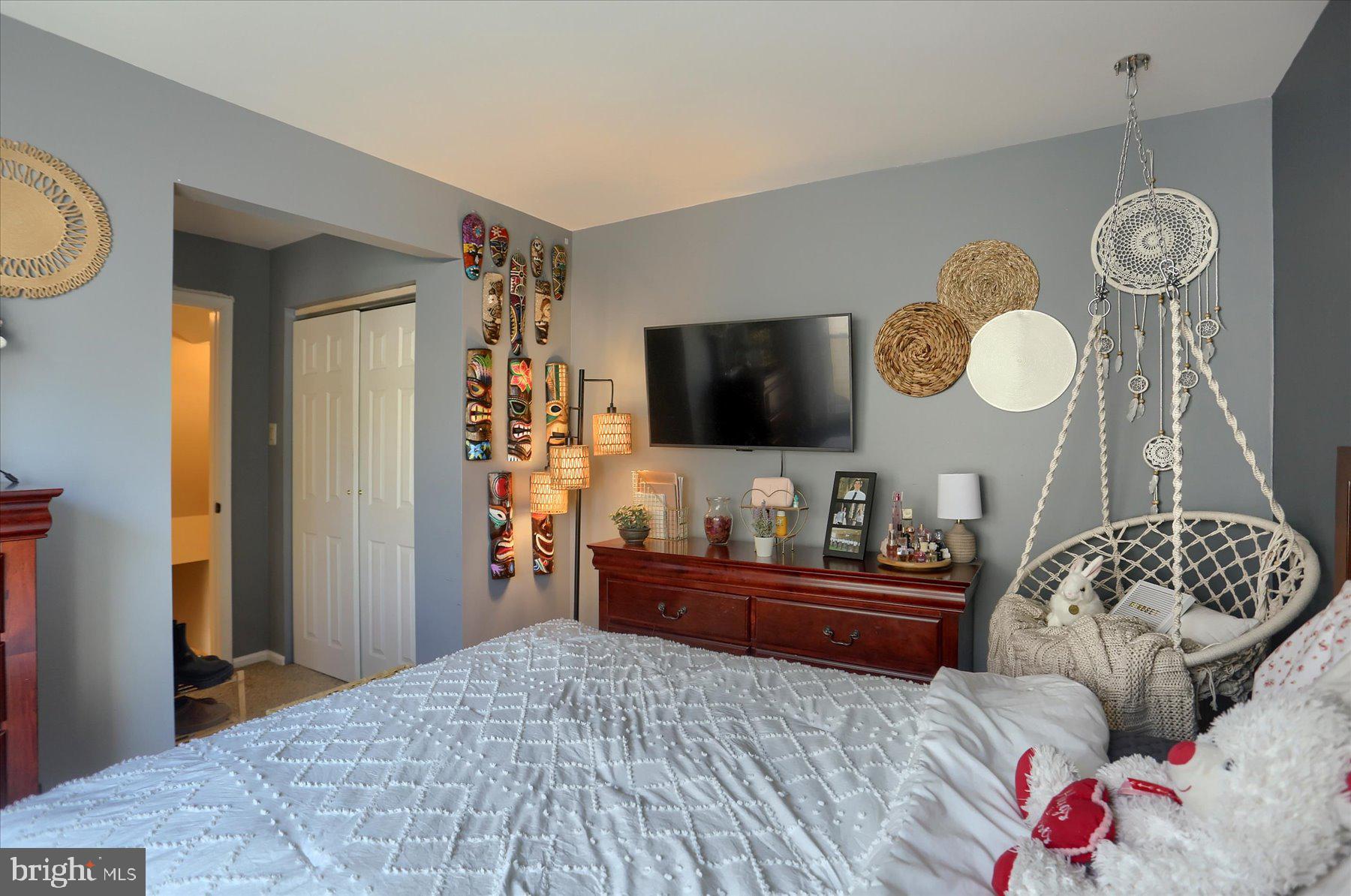 580 S Mount Vernon Cir