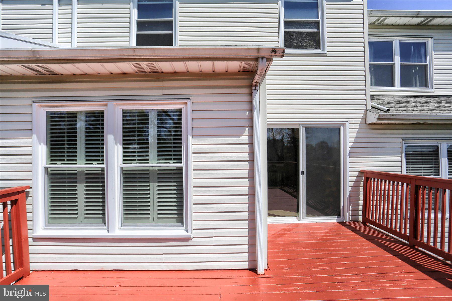 580 S Mount Vernon Cir