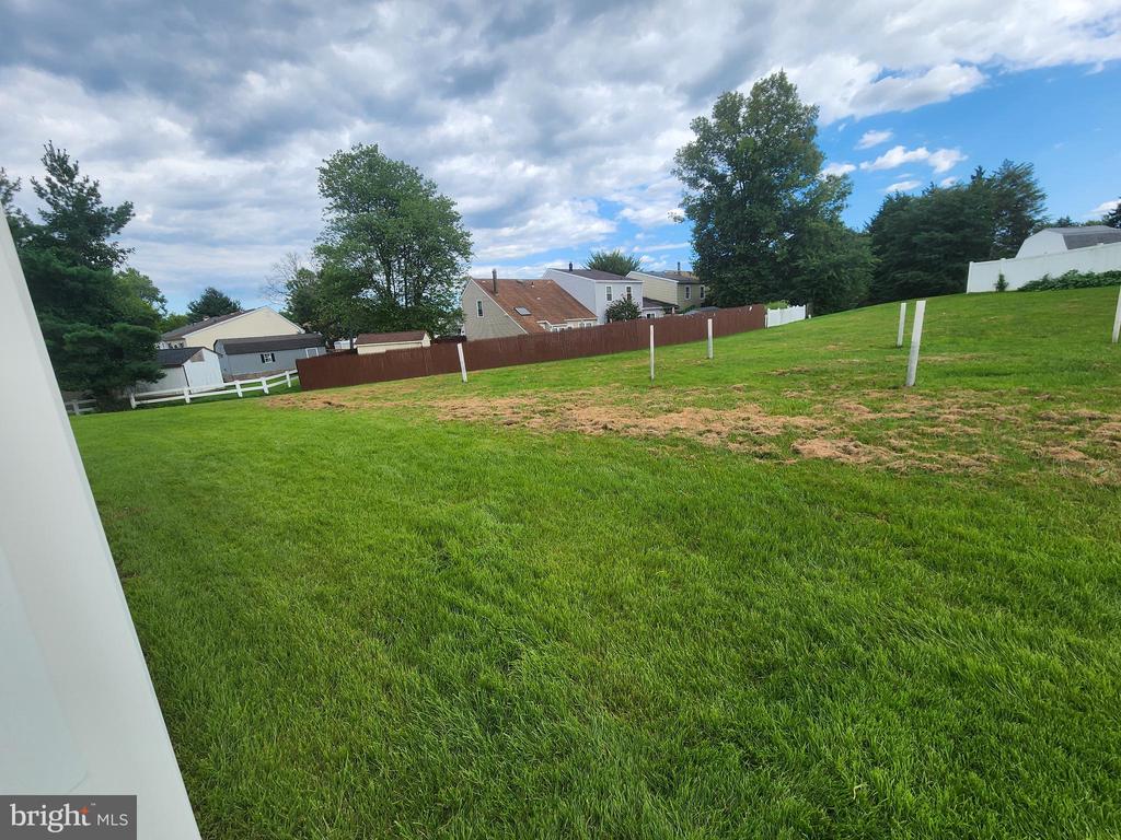 6525 Lexington Ct