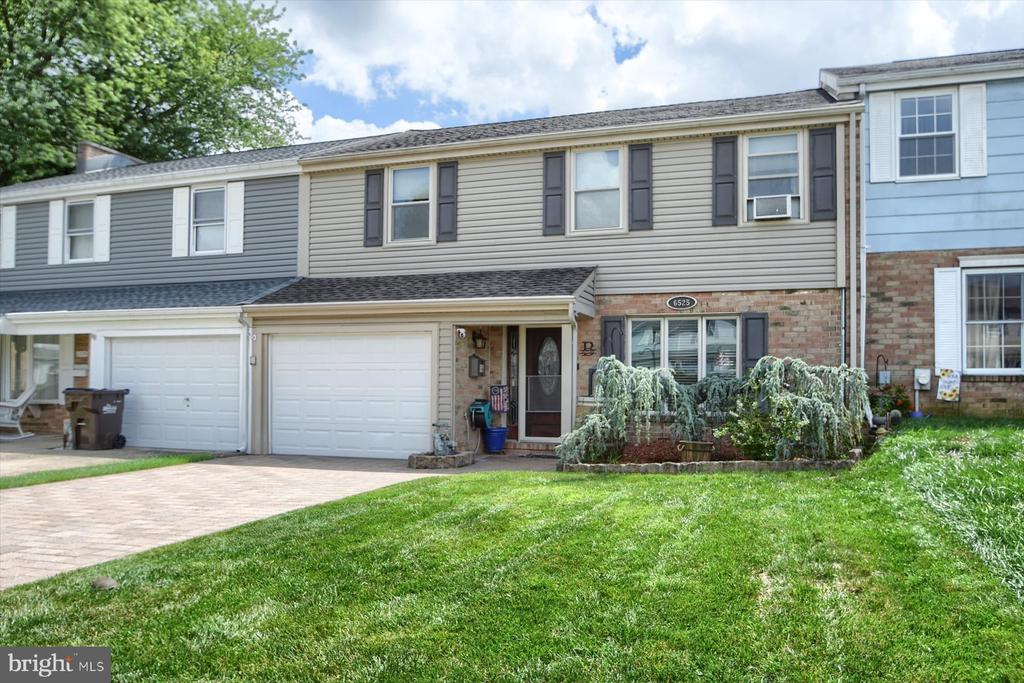 6525 Lexington Ct