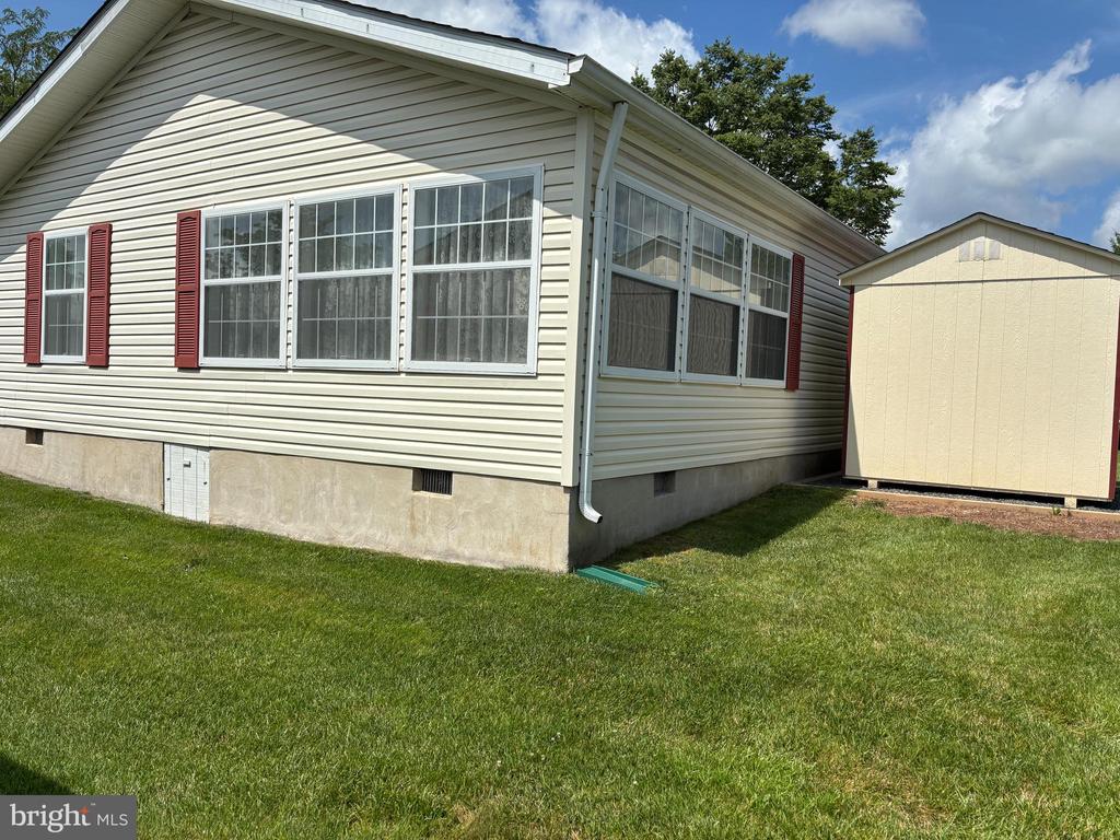 19 LILAC COURT