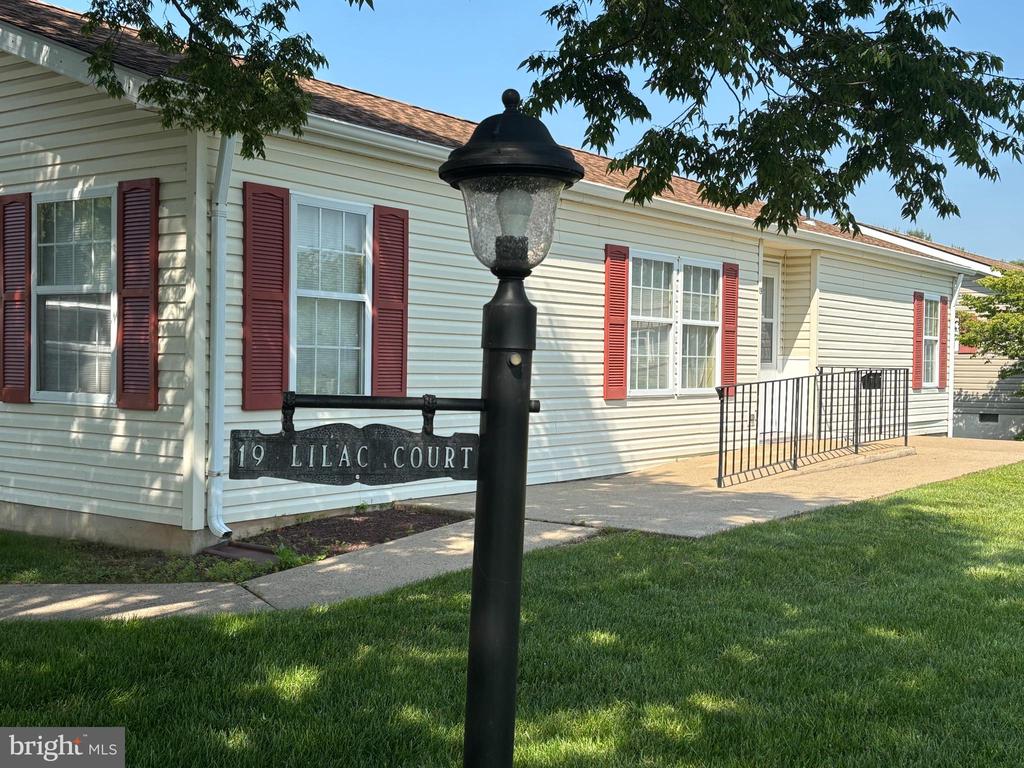 19 LILAC COURT