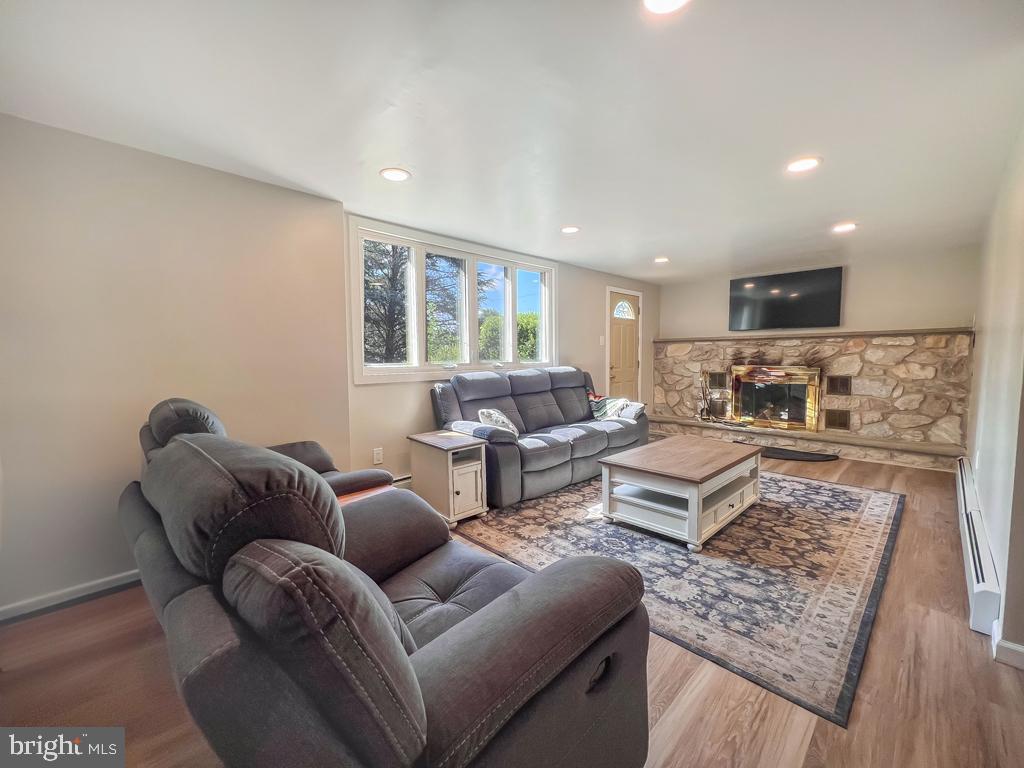 4643 Lerch Rd