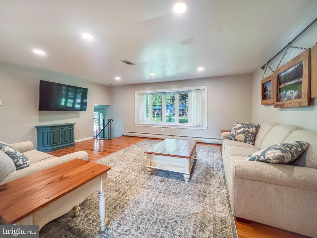4643 Lerch Rd