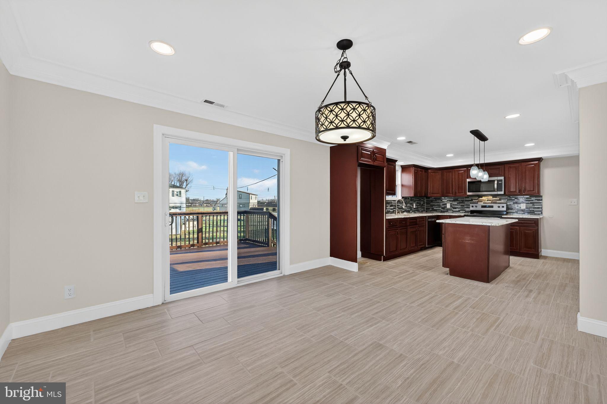 1306 WYNFIELD AVENUE