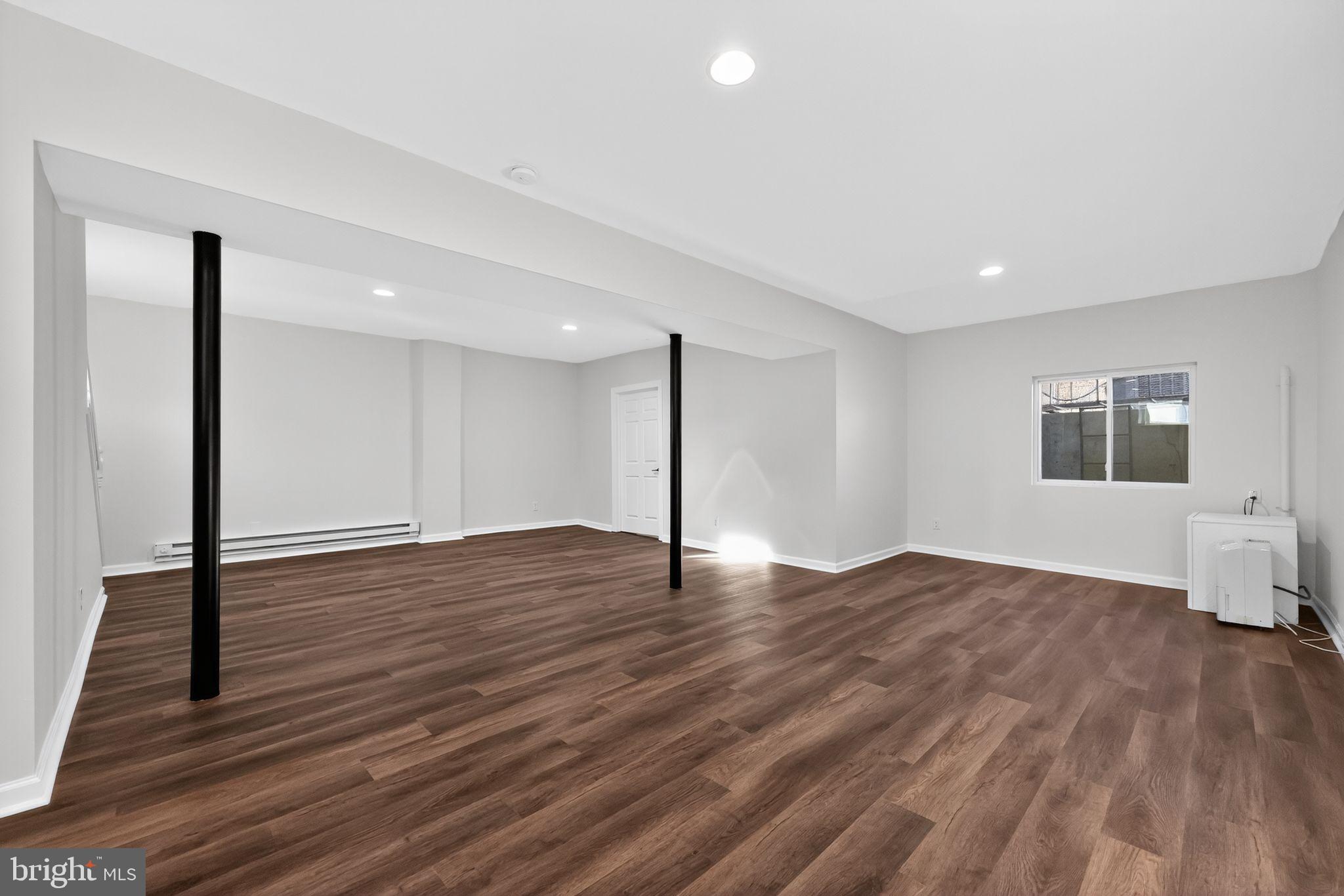 1306 WYNFIELD AVENUE