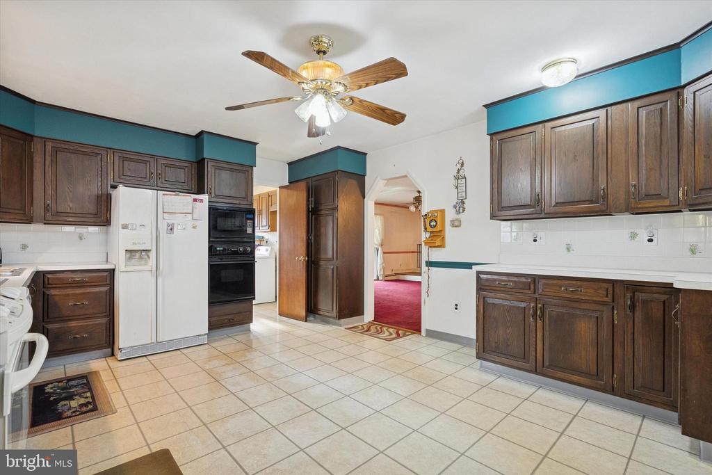 30 WHITEWOOD DRIVE